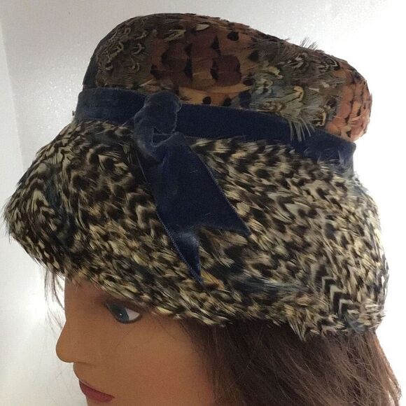 Vintage hand crafted fine feather hat - Picture 1 of 6